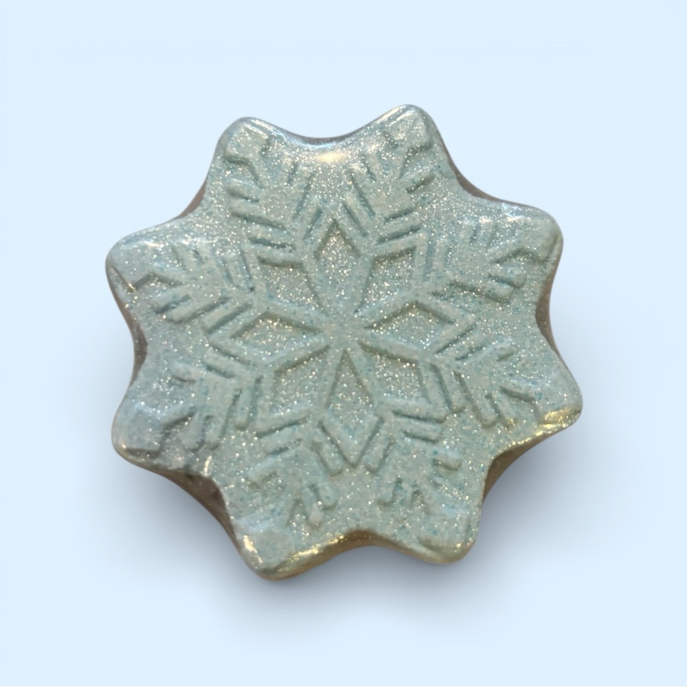 Snowflake Bath Accessory - bath bomb, vanilla scent